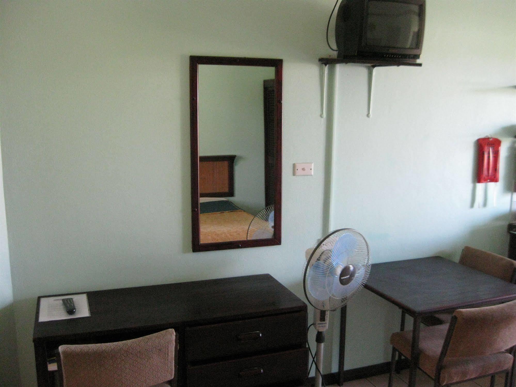 Hotel Oasis Nadi Eksteriør bilde